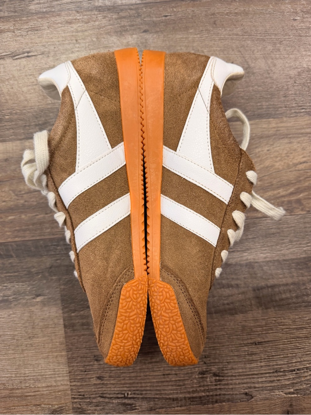Gola Elan Tobacco White Suede Nubuck Leather Sneakers Shoe Size 8 - Picture 5 of 7